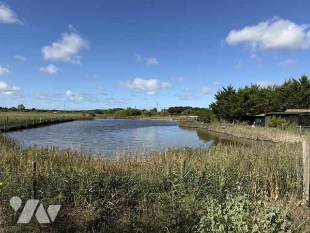 Terrain 14468 m² · à Rue · 14 468 m² · 180 000 €