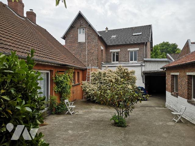 Maison 11 pièces 373 m² · à Villers-Bretonneux · 373 m² · 480 000 €