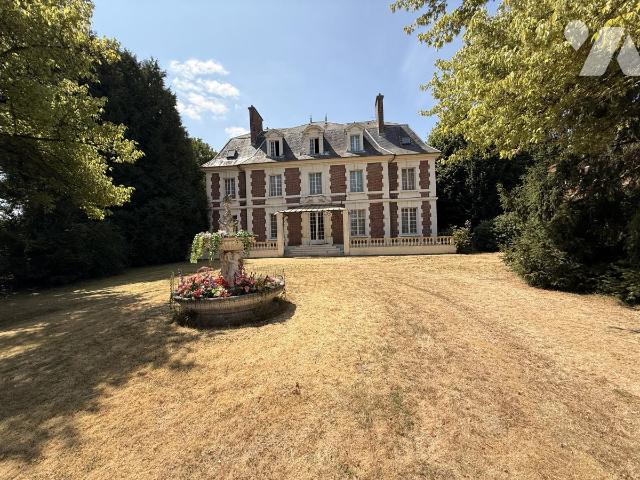 Maison 22 pièces 488 m² · à Villers-Bretonneux · 488 m² · 750 000 €
