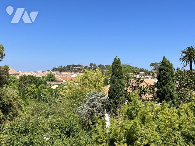 Sale - Apartment - ST TROPEZ - 64.34 m² - 3 rooms - 83021-81