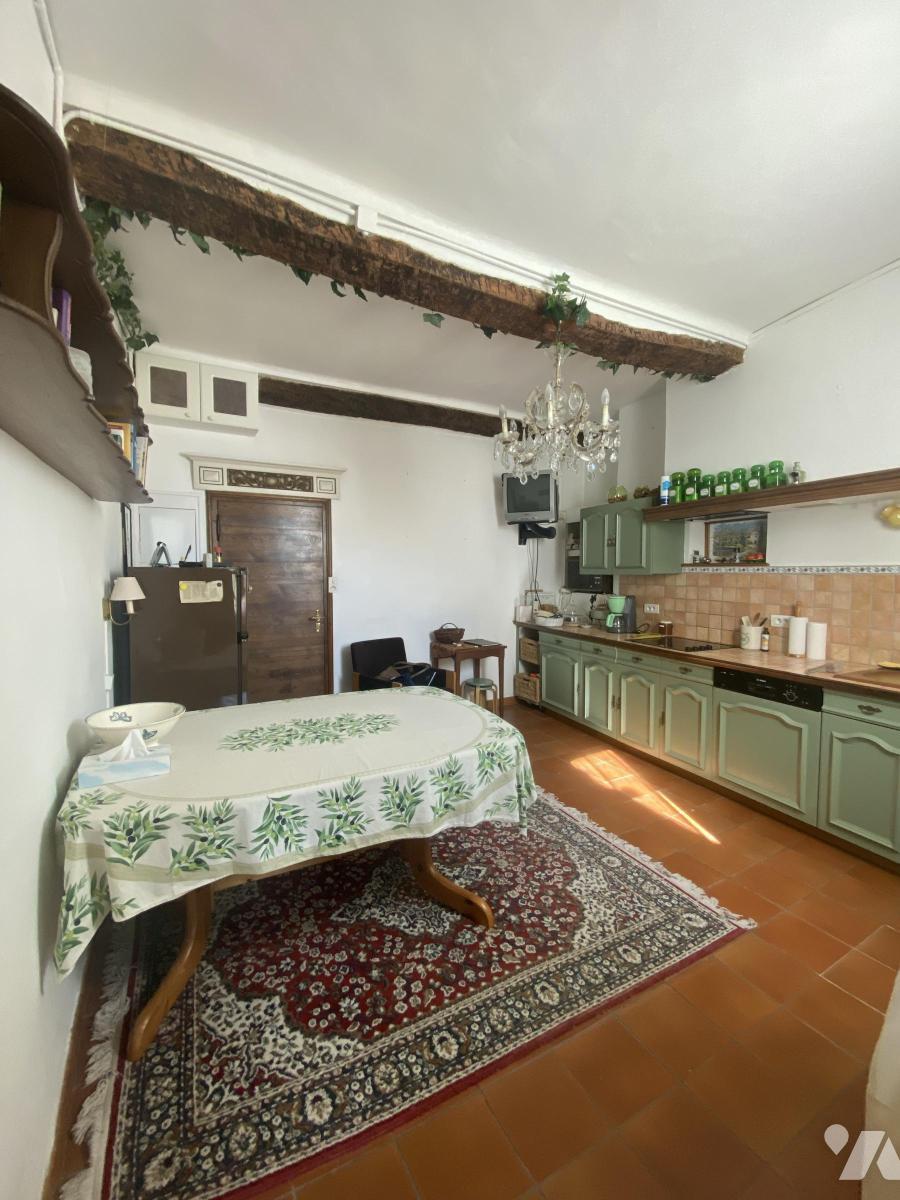 VENTE appartement-COTIGNAC (83)