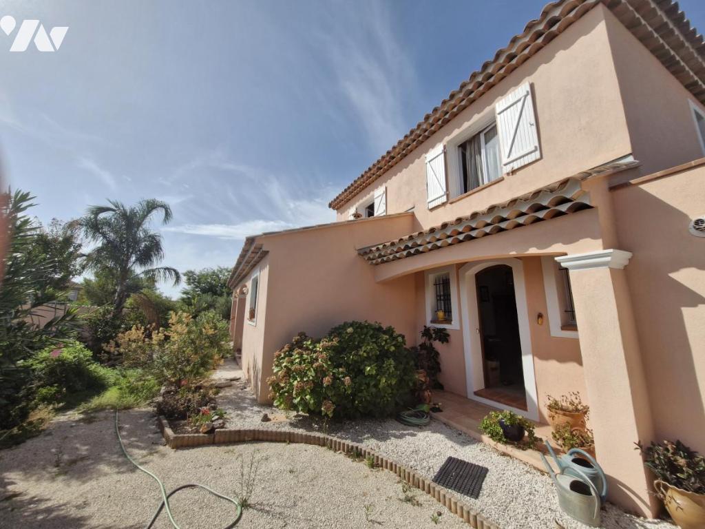 Maison 4 pièces 128 m² · à La Londe-les-Maures · 128 m² · 649 400 €