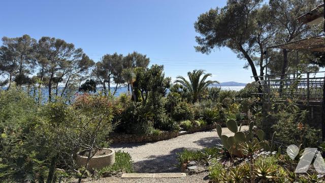 MAI 234m² — Roquebrune-sur-Argens
