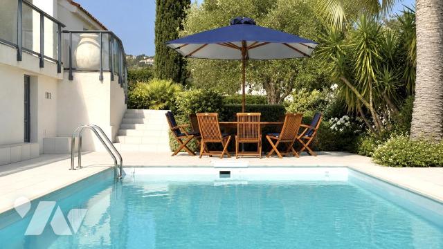 Maison 4 pièces 124 m² · à Fréjus · 124 m² · 1 092 000 €