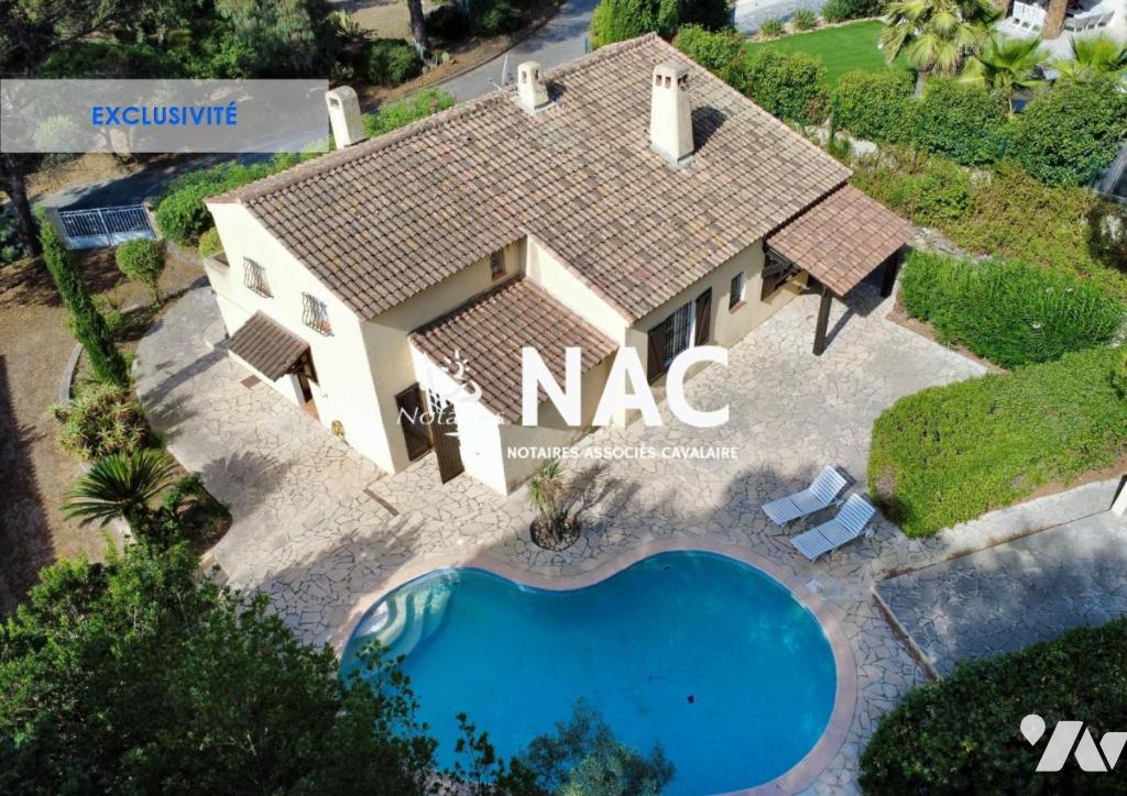 Maison 8 pièces 171 m² · à Cavalaire-sur-Mer · 170,6 m² · 758 950 €