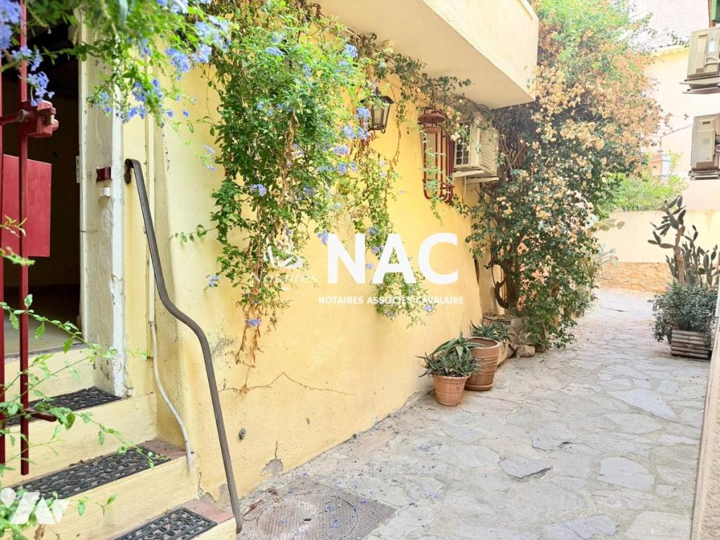 Appartement 2 pièces 30 m² · à Le Lavandou · 29,6 m² · 155 000 €