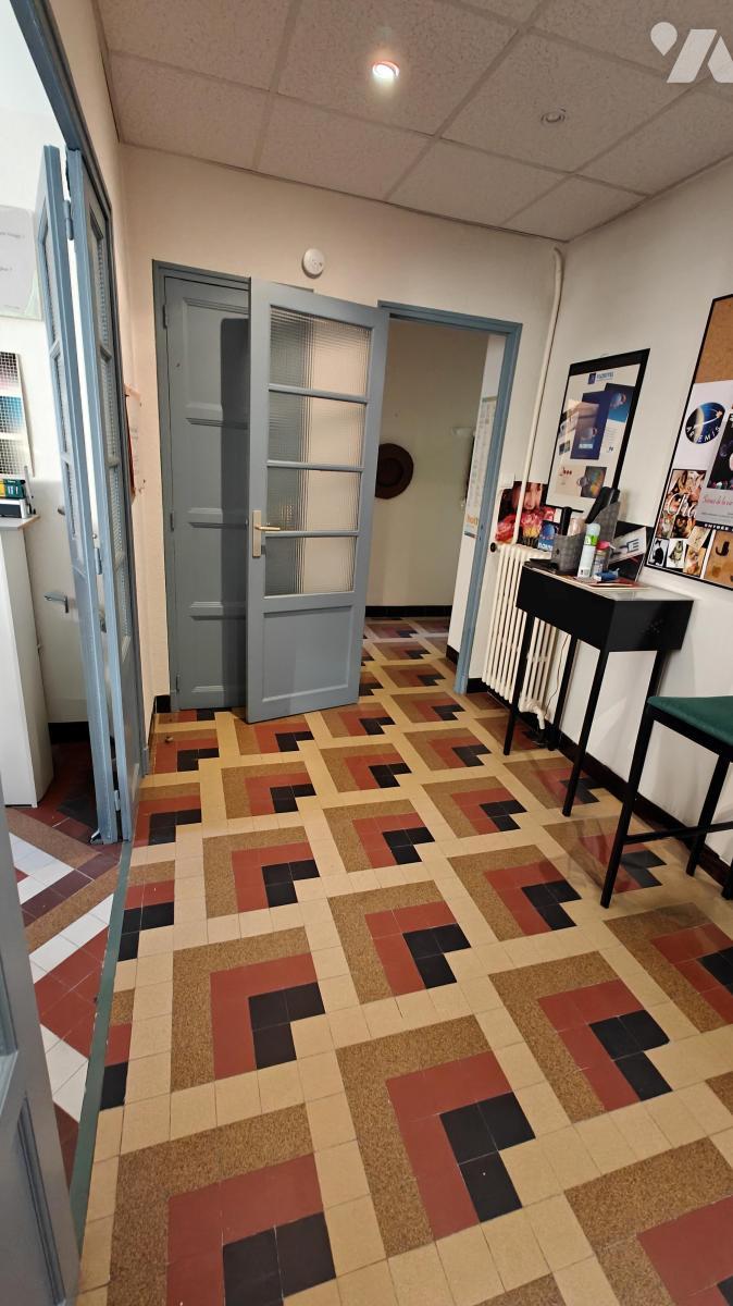 Appartement 2 pièces 68 m² · à Marseille 5e Arrondissement · 68 m² · 175 000 €