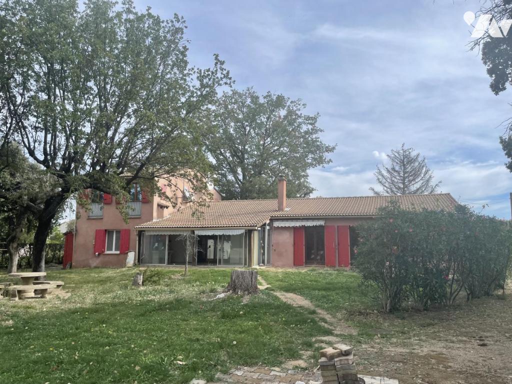 Maison 187m² — Grillon