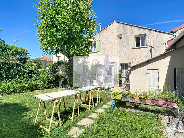 Maison 172m² — Mollégès