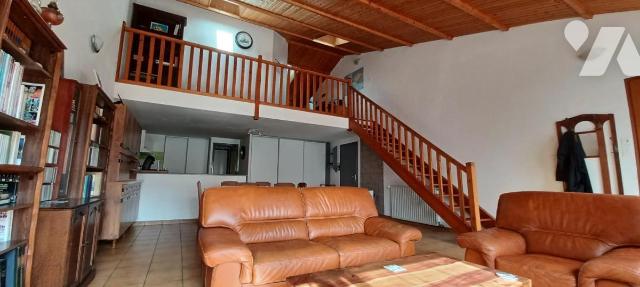 Vente - Maison / villa - LA ROCHE SUR YON - 99 m² - 4 pièces - 85001-1198