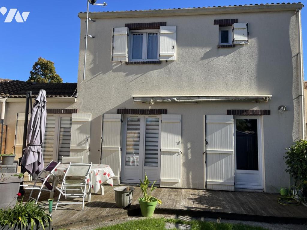 VENTE maison-LA ROCHE SUR YON (85)