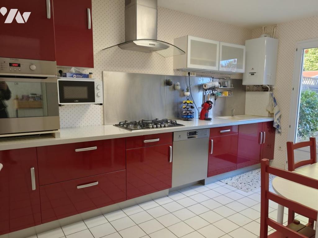 VENTE maison-LA ROCHE SUR YON (85)