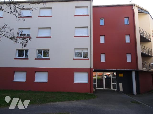 Vente - Appartement - LA ROCHE SUR YON - 24,35 m² - 2 pièces - 85002-181