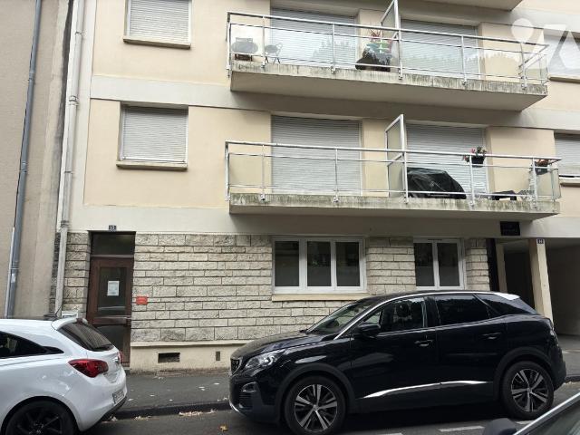 Vente - Local d'activités - LA ROCHE SUR YON - 85002-260