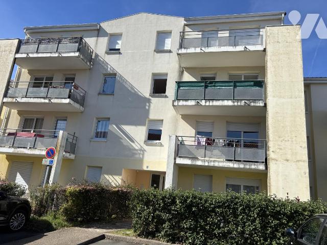 Vente - Appartement - LA ROCHE SUR YON - 52,47 m² - 3 pièces - 85002-286