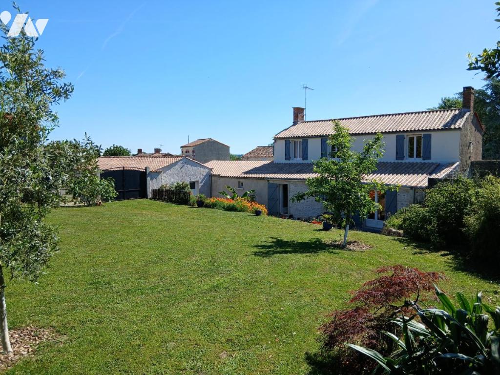 Maison 150m² — Curzon