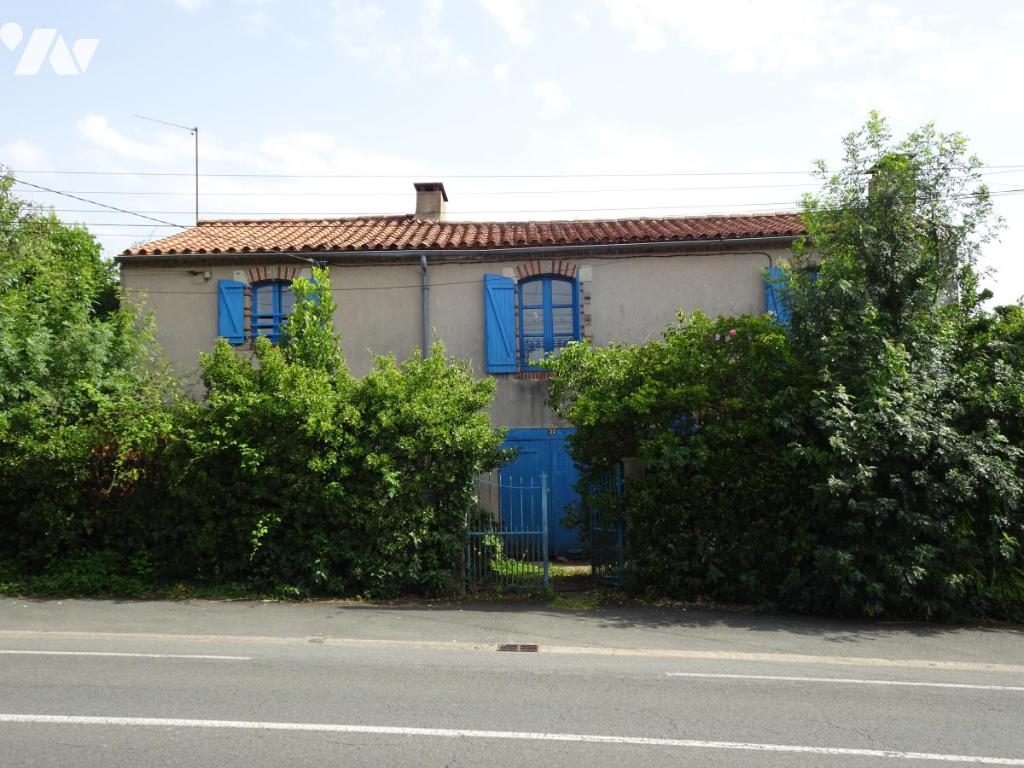 Maison 6 pièces 123 m² · à Roche-sur-Yon · 123 m² · 190 000 €
