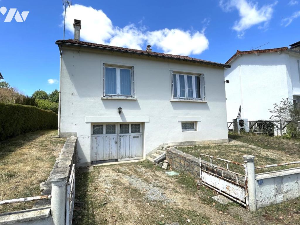 Maison 5 pièces 87 m² · à Caillère-Saint-Hilaire · 87 m² · 75 000 €