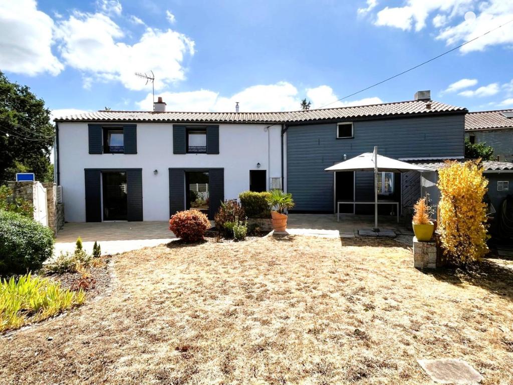 Maison 5 pièces 197 m² · à Saint-Fulgent · 197 m² · 292 000 €