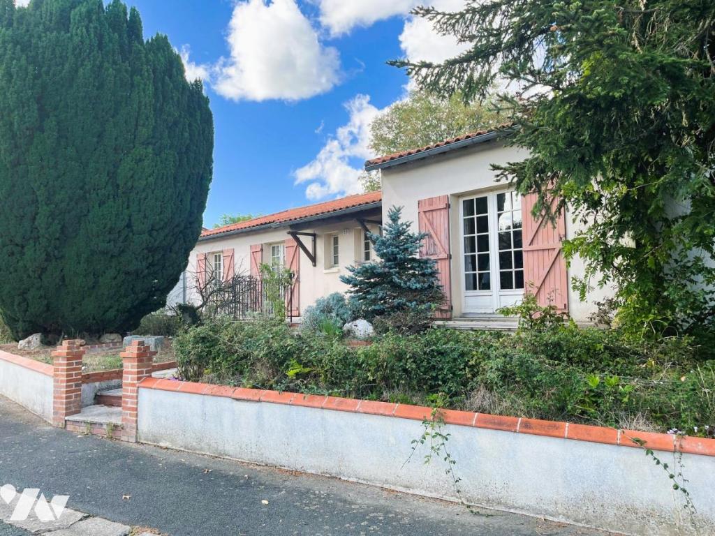Maison 7 pièces 171 m² · à Chanverrie · 171 m² · 140 000 €