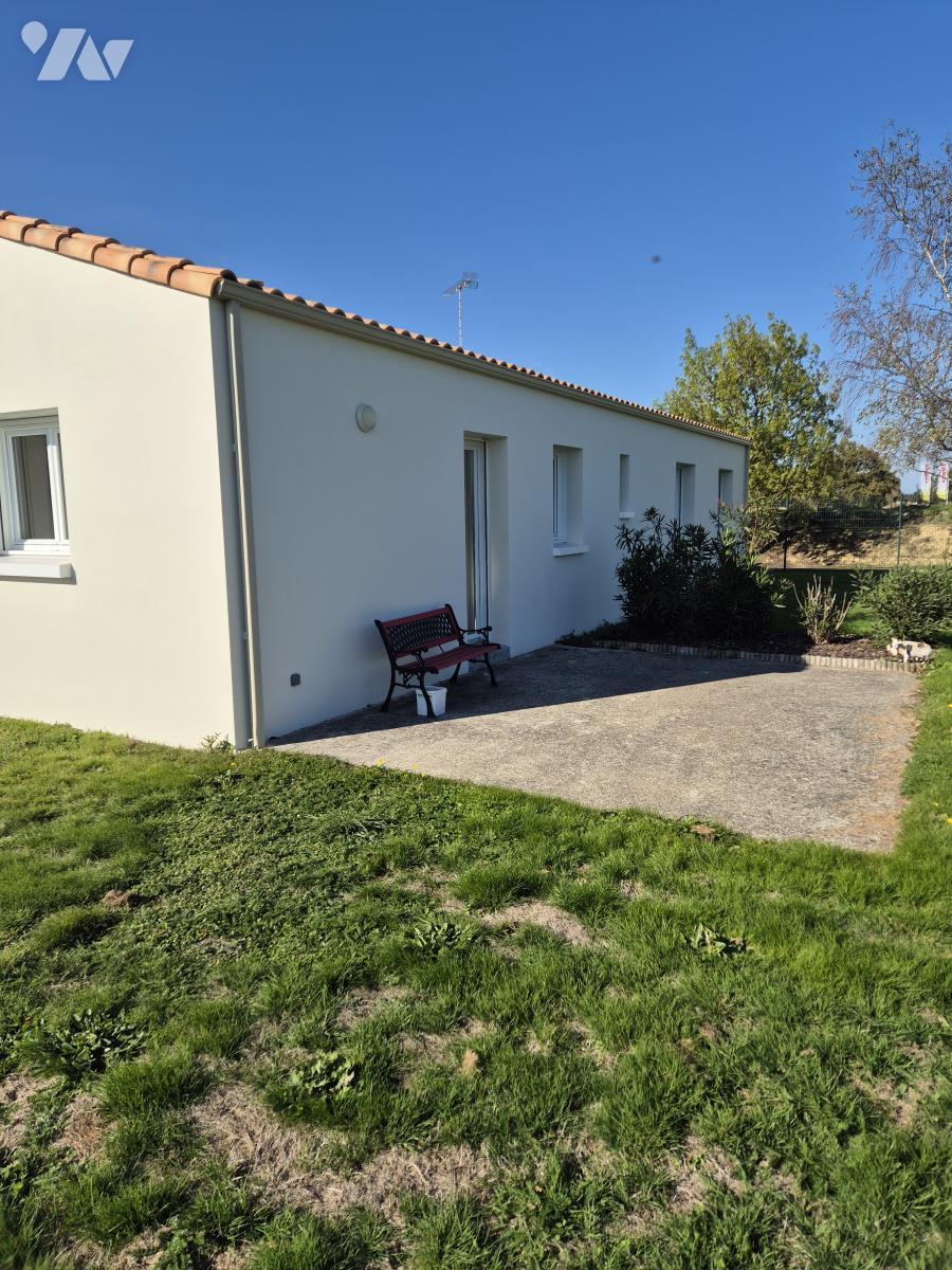 VENTE maison-VIEILLEVIGNE (44)