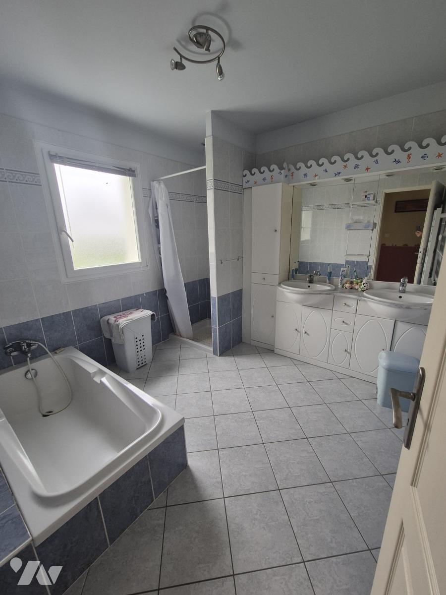 VENTE maison-VIEILLEVIGNE (44)