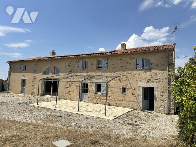 MAI 167m² — Treize-Septiers