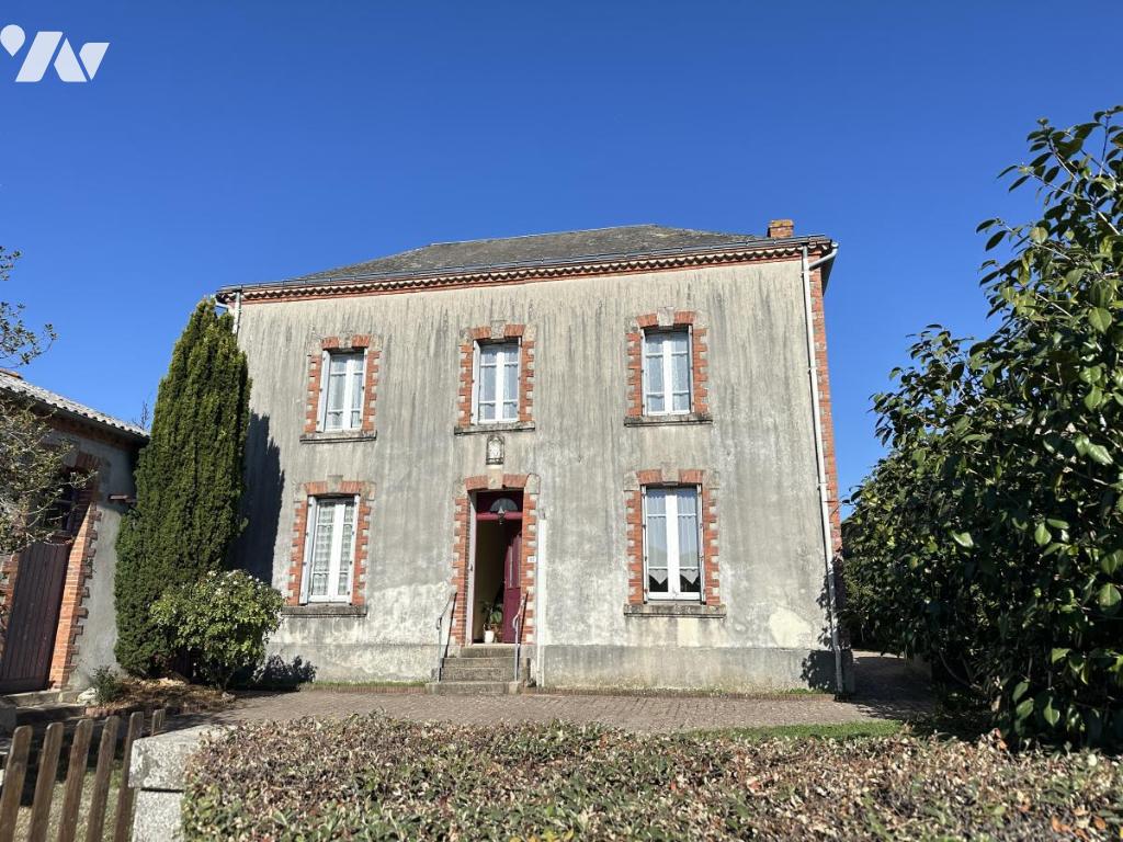 Maison 4 pièces 108 m² · à Montréverd · 108 m² · 180 000 €