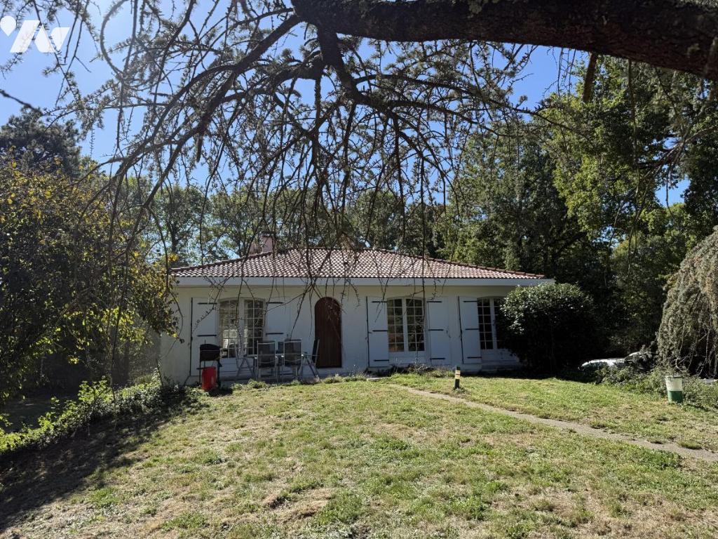 Maison 4 pièces 94 m² · à Landeronde · 94 m² · 220 000 €