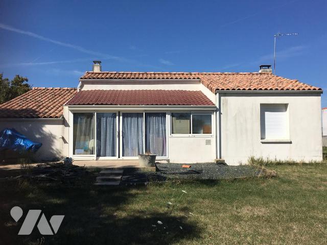 Vente - Maison / villa - MONTREUIL - 80 m² - 3 pièces - 85086-1999