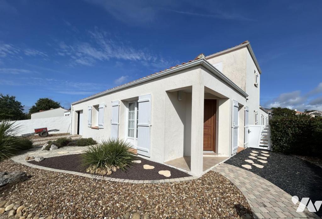Maison 5 pièces 133 m² · à Givrand · 133 m² · 380 000 €