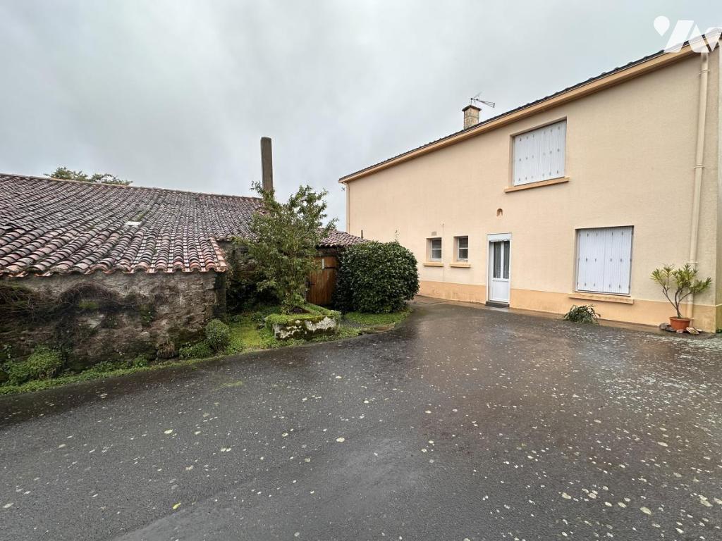 Maison 118m² — Saint-Martin-des-Tilleuls