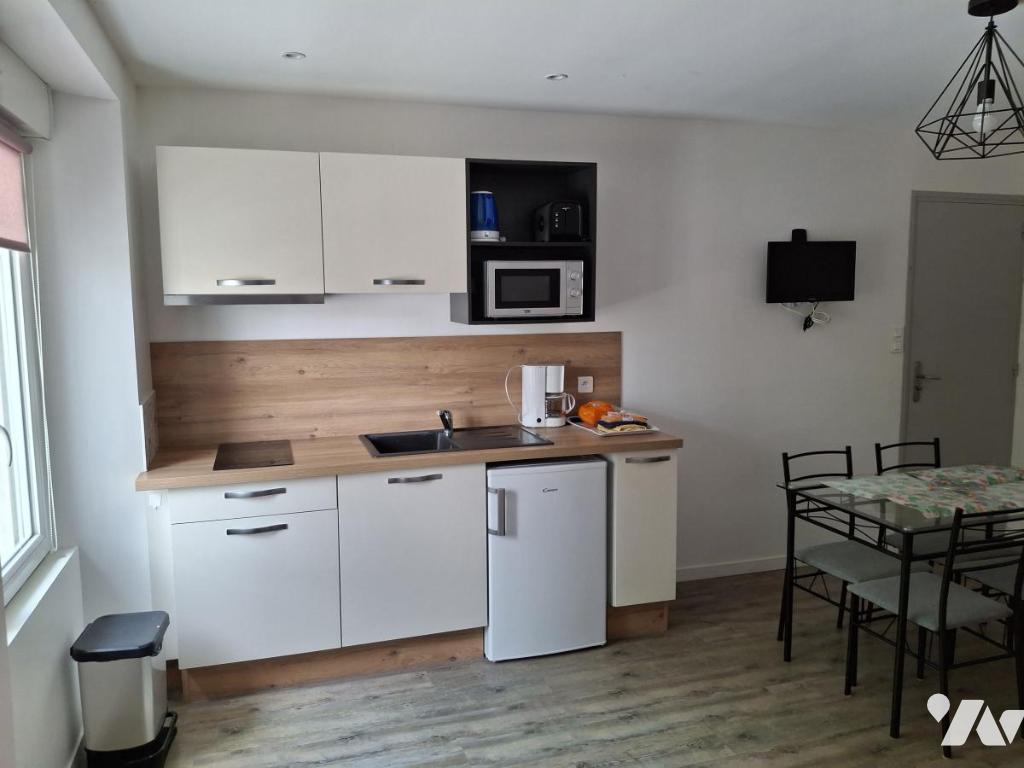 VENTE maison-MORTAGNE SUR SEVRE (85)