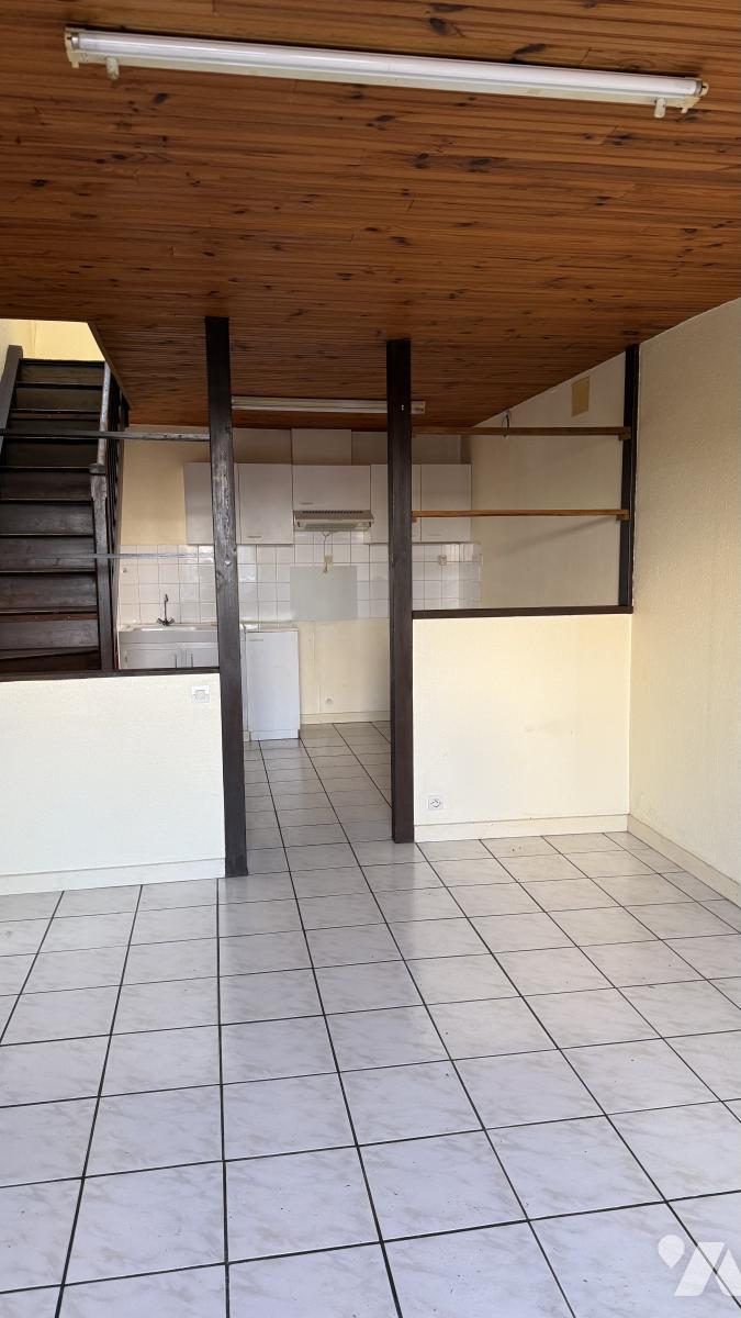 Maison 3 pièces 45 m² · à Mortagne-sur-Sèvre · 45 m² · 65 000 €