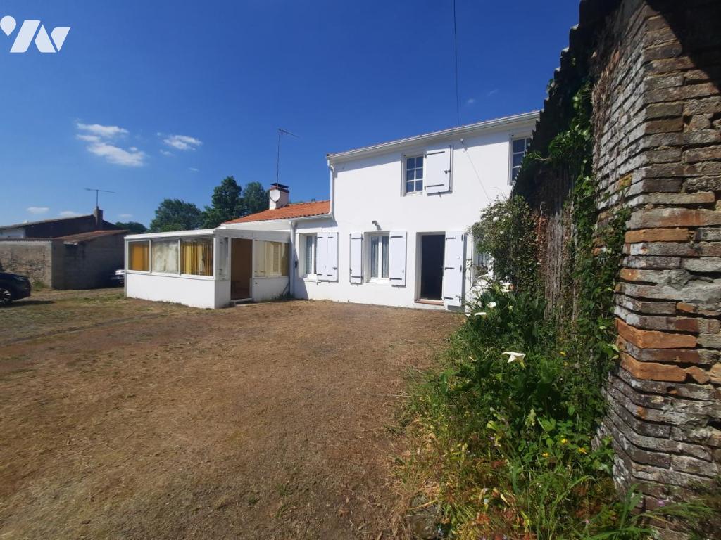 Maison 4 pièces 104 m² · à Challans · 103,6 m² · 200 000 €