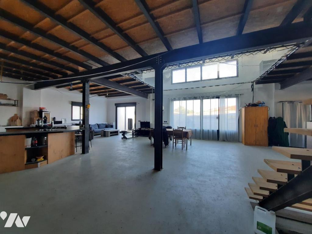 Maison 6 pièces 267 m² · à Paulx · 267 m² · 300 000 €