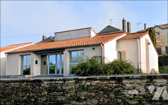 Maison 160 m² · à La Châtaigneraie · 160 m² · 165 000 €