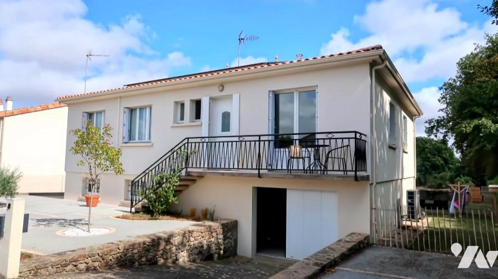 Maison 125 m² · à Saint-Mesmin · 125 m² · 185 000 €