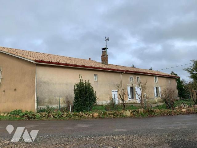Vente - Maison / villa - CURZAY SUR VONNE - 188 m² - 5 pièces - 86009-481