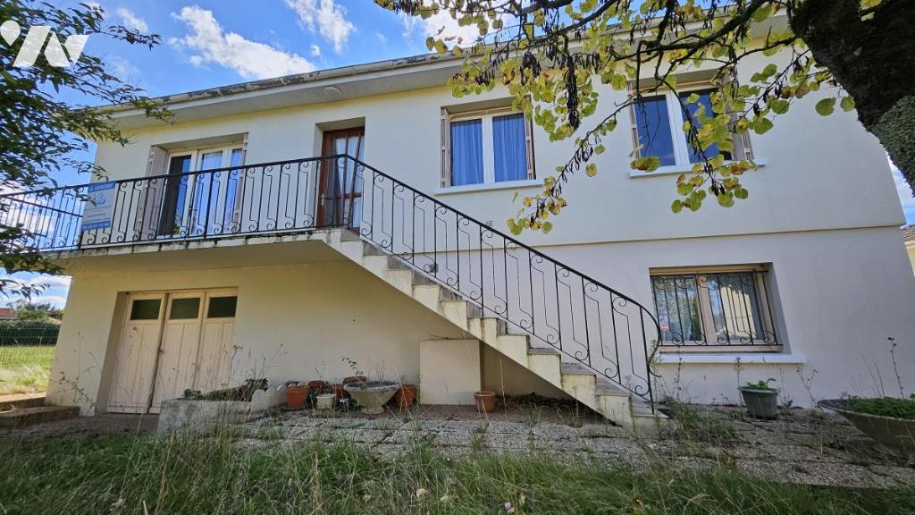 Maison 7 pièces 107 m² · à Valence-en-Poitou · 107 m² · 130 000 €