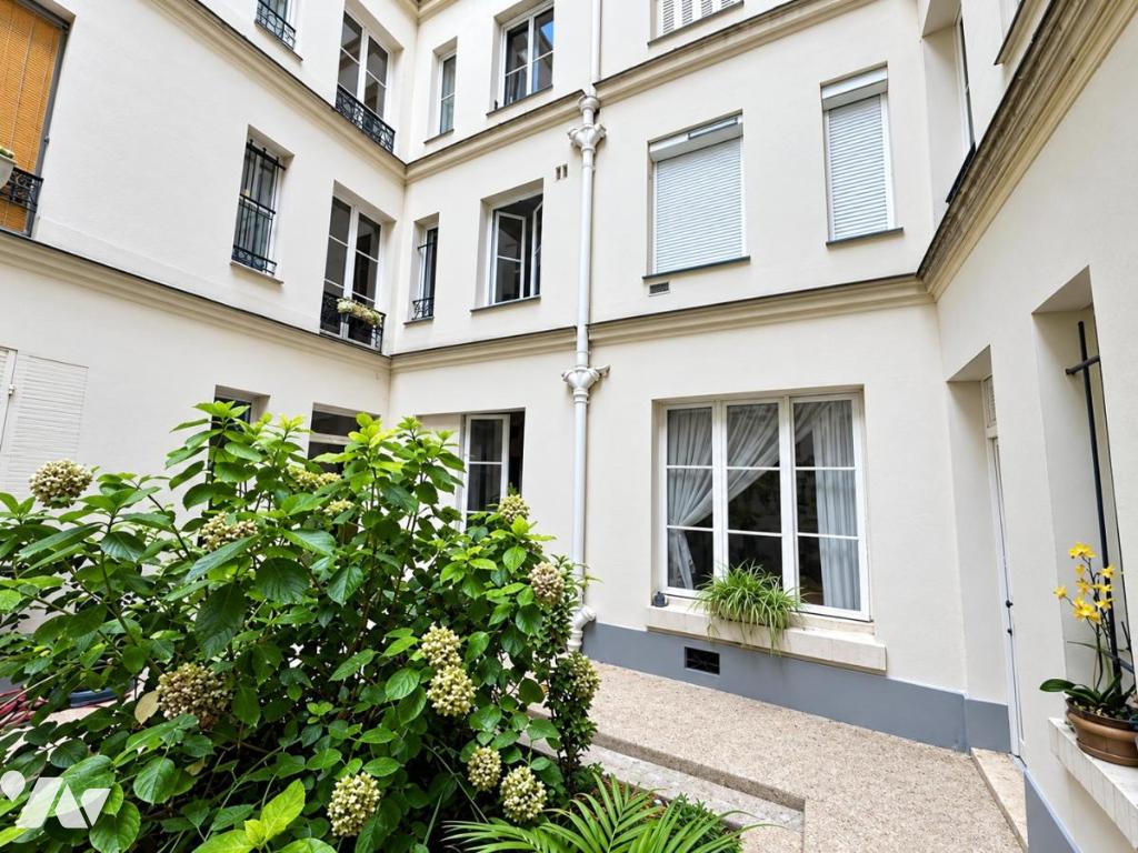 Appartement 1 pièce 18 m² · à Paris 7e Arrondissement · 17,6 m² · 199 000 €