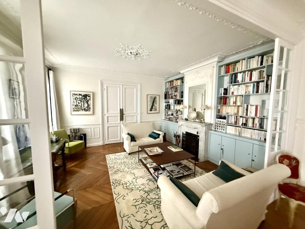 Appartement 4 pièces 82 m² · à Paris 16e Arrondissement · 81,8 m² · 1 000 000 €