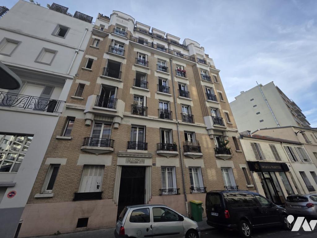 Appartement 1 pièce 30 m² · à Paris 15e Arrondissement · 30 m² · 240 000 €