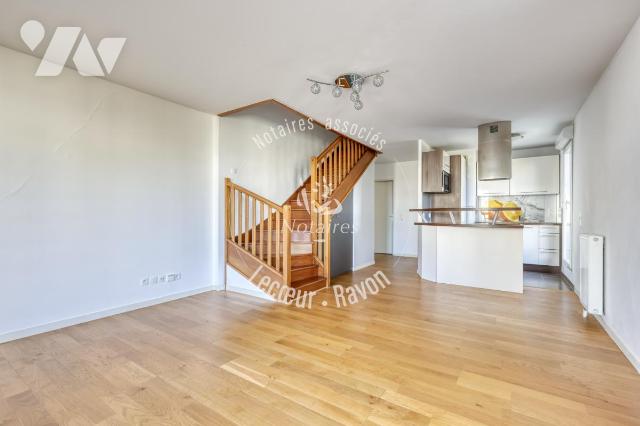 Appartement 5 pièces 104 m² · à Montigny-le-Bretonneux · 104 m² · 360 000 €