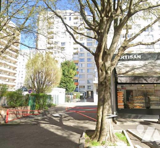 Appartement 3 pièces 66 m² · à Saint-Denis · 66 m² · 150 000 €