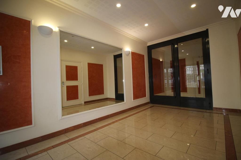Appartement 2 pièces 68 m² · à Ozoir-la-Ferrière · 67,7 m² · 260 000 €