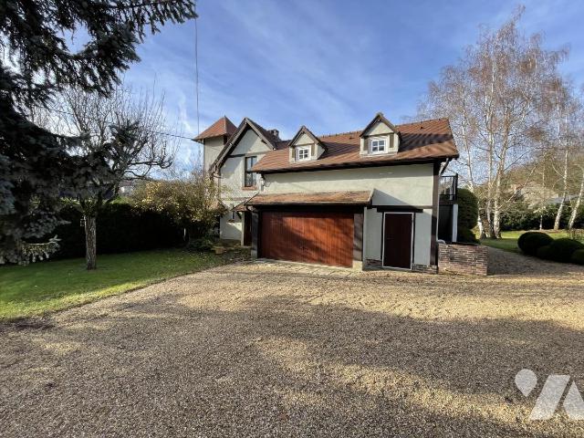Maison 8 pièces 282 m² · à Oinville-sur-Montcient · 282 m² · 566 667 €