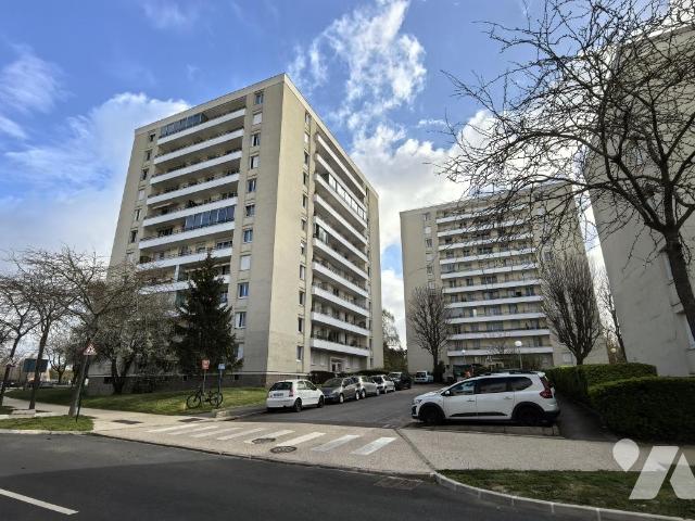 Appartement 4 pièces 87 m² · à Pontoise · 86,9 m² · 205 000 €