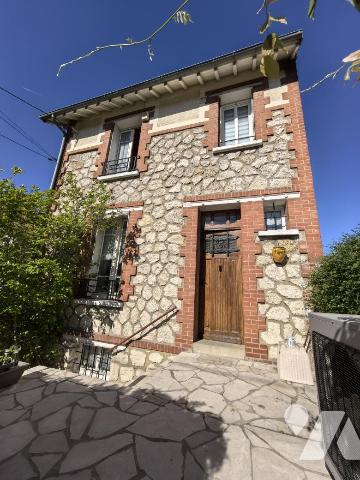 Maison 4 pièces 90 m² · à Les Mureaux · 90 m² · 285 000 €