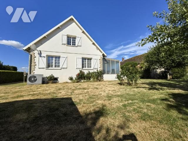 Maison 5 pièces 135 m² · à Commeny · 135 m² · 382 000 €